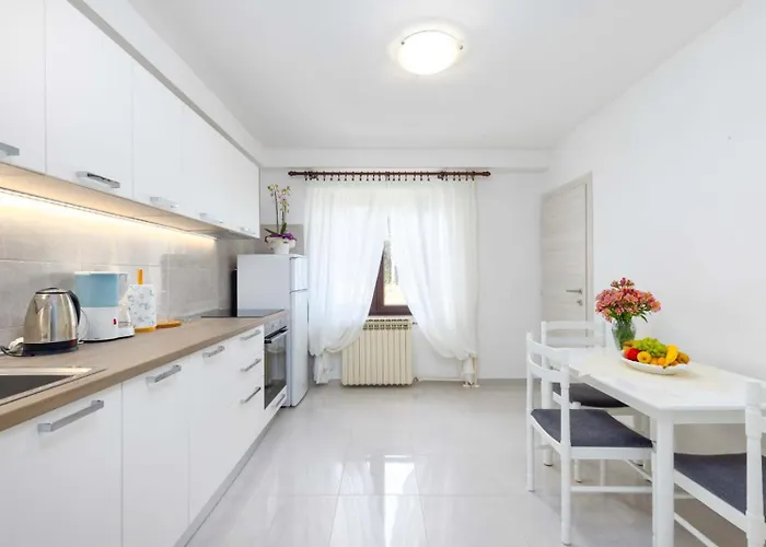 Lili Apartament Poreč