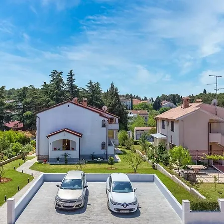 Lili Apartment Porec