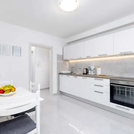 Lili 公寓 波雷奇