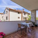 Apartment Lili Porec